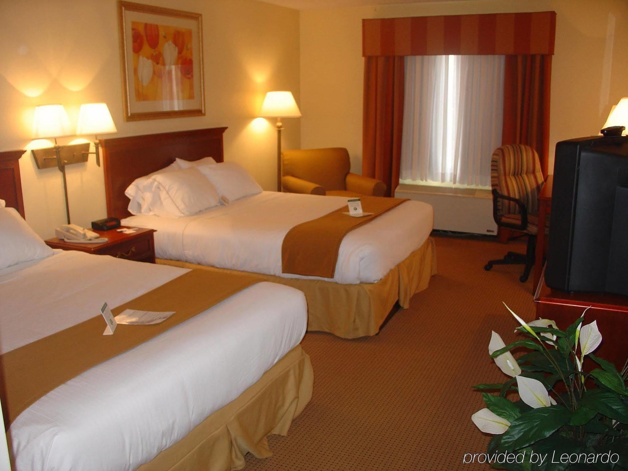 Holiday Inn Express & Suites - Muncie, An Ihg Hotel Exterior foto